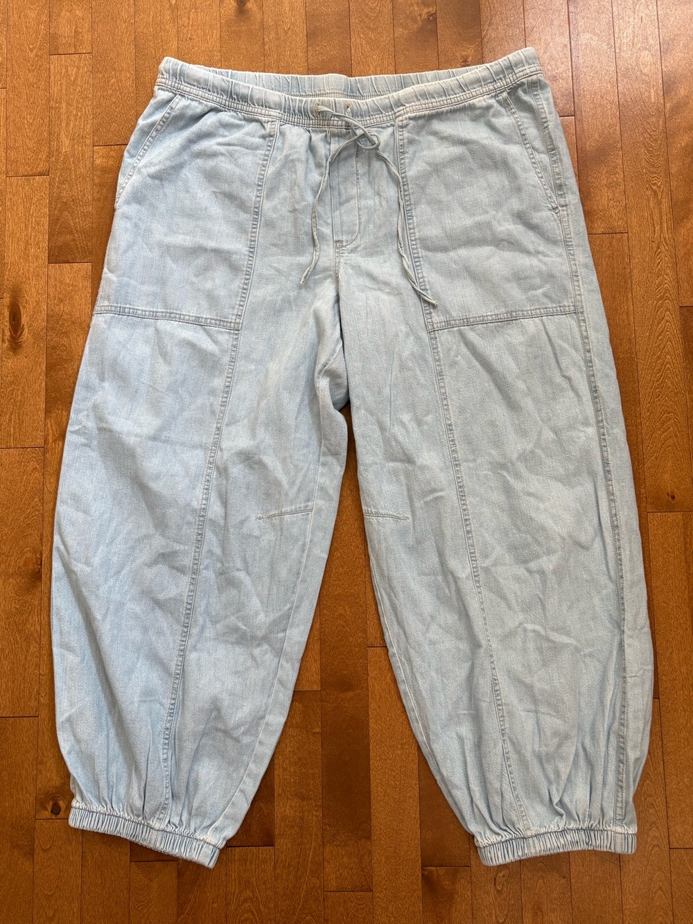 Old Navy Light Wash Denim Balloon Pants - XL